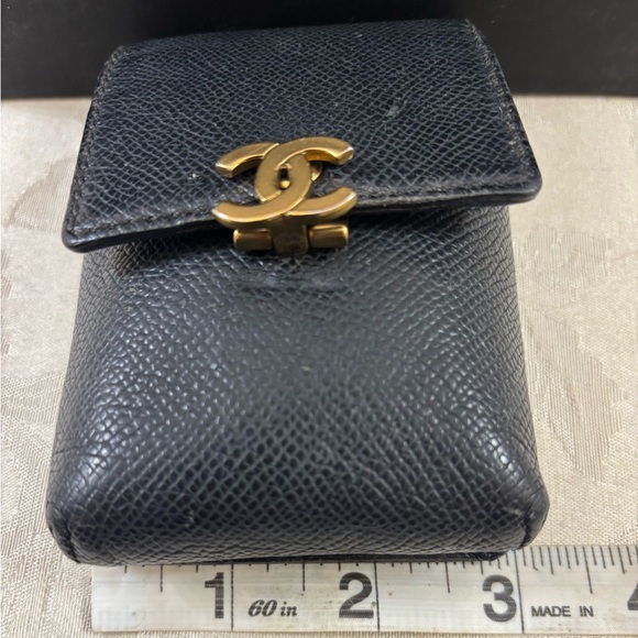 🆕 Chanel CC logo leather case 🥰 - Picture 8 of 11